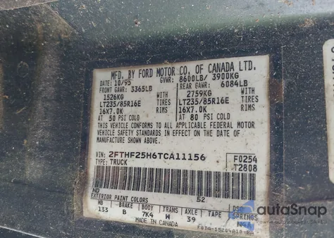 1996 Ford F250 z USA, uszkodzony, nr VIN 2FTHF25H6TCA11156